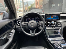 Cargar imagen en el visor de la galería, Mercedes-Benz C200 Modelo 2020
