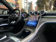 Cargar imagen en el visor de la galería, Mercedes-Benz C200 Híbrido Modelo 2023
