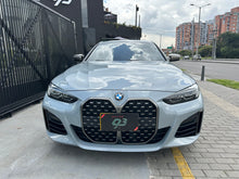 Cargar imagen en el visor de la galería, BMW M440I xDrive Gran Coupé Modelo 2023
