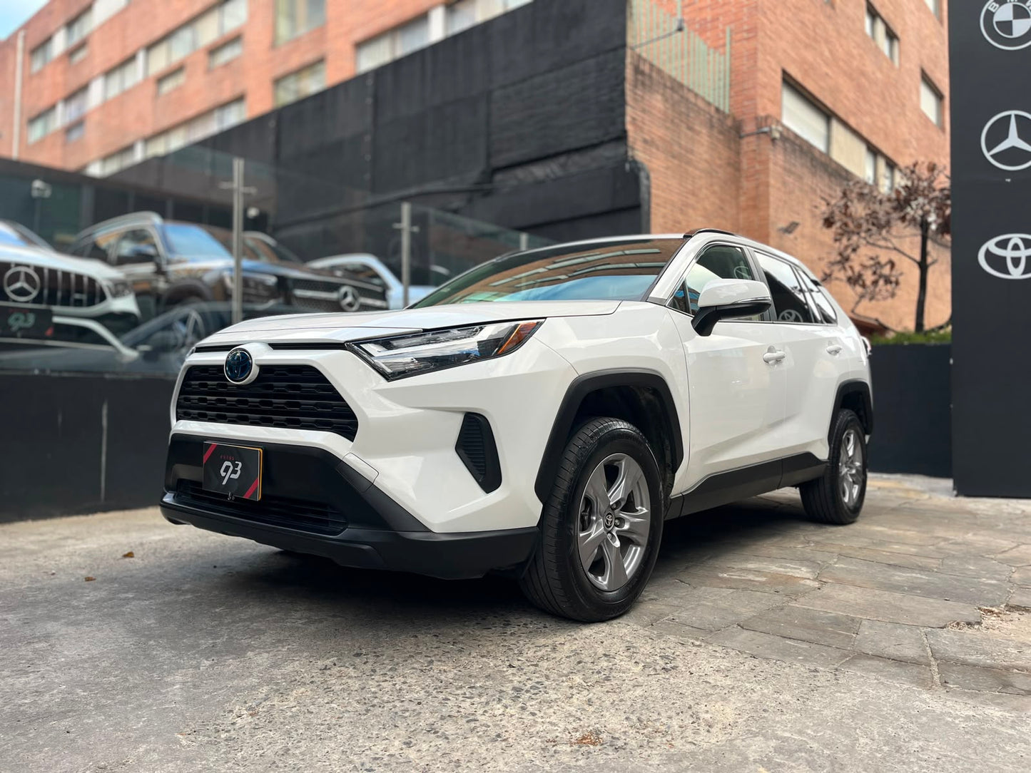 Toyota RAV4 LE Hybrid Modelo 2024