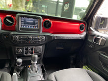 Cargar imagen en el visor de la galería, Jeep Wrangler Unlimited Modelo 2021
