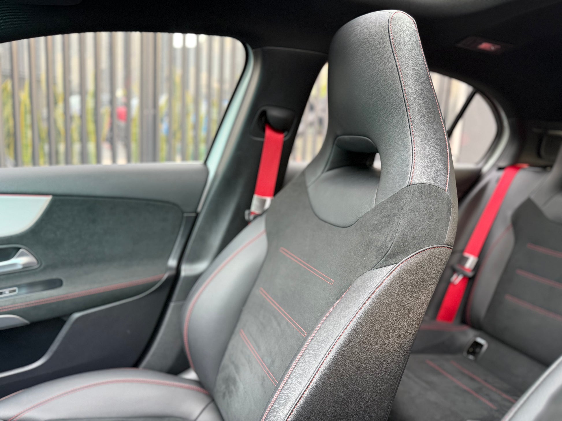 Mercedes Benz A45s AMG Modelo 2023 - Autos 93