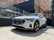 Cargar imagen en el visor de la galería, Audi E-Tron Sportback 55 Quattro Modelo 2022
