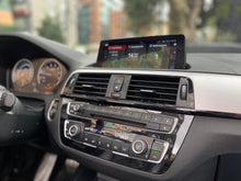 Cargar imagen en el visor de la galería, BMW M240I Cabriolet Modelo 2021
