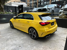 Cargar imagen en el visor de la galería, Mercedes-Benz AMG A45S 4MATIC Modelo 2023
