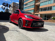 Cargar imagen en el visor de la galería, Toyota GR Yaris Modelo 2024
