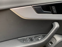 Cargar imagen en el visor de la galería, Audi A4 40 TFSI Hibrido Modelo 2023
