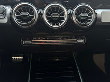Cargar imagen en el visor de la galería, Mercedes Benz GLB 35 AMG 4MATIC
