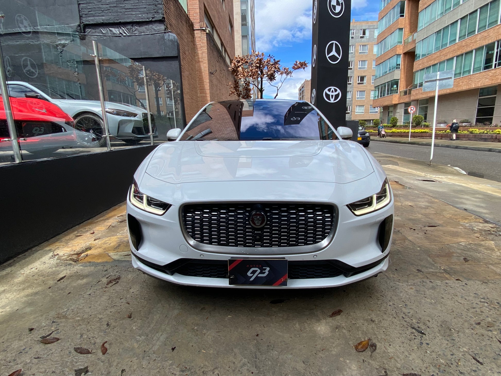 Jaguar I-PACE EV 400S Modelo 2021 - Autos 93