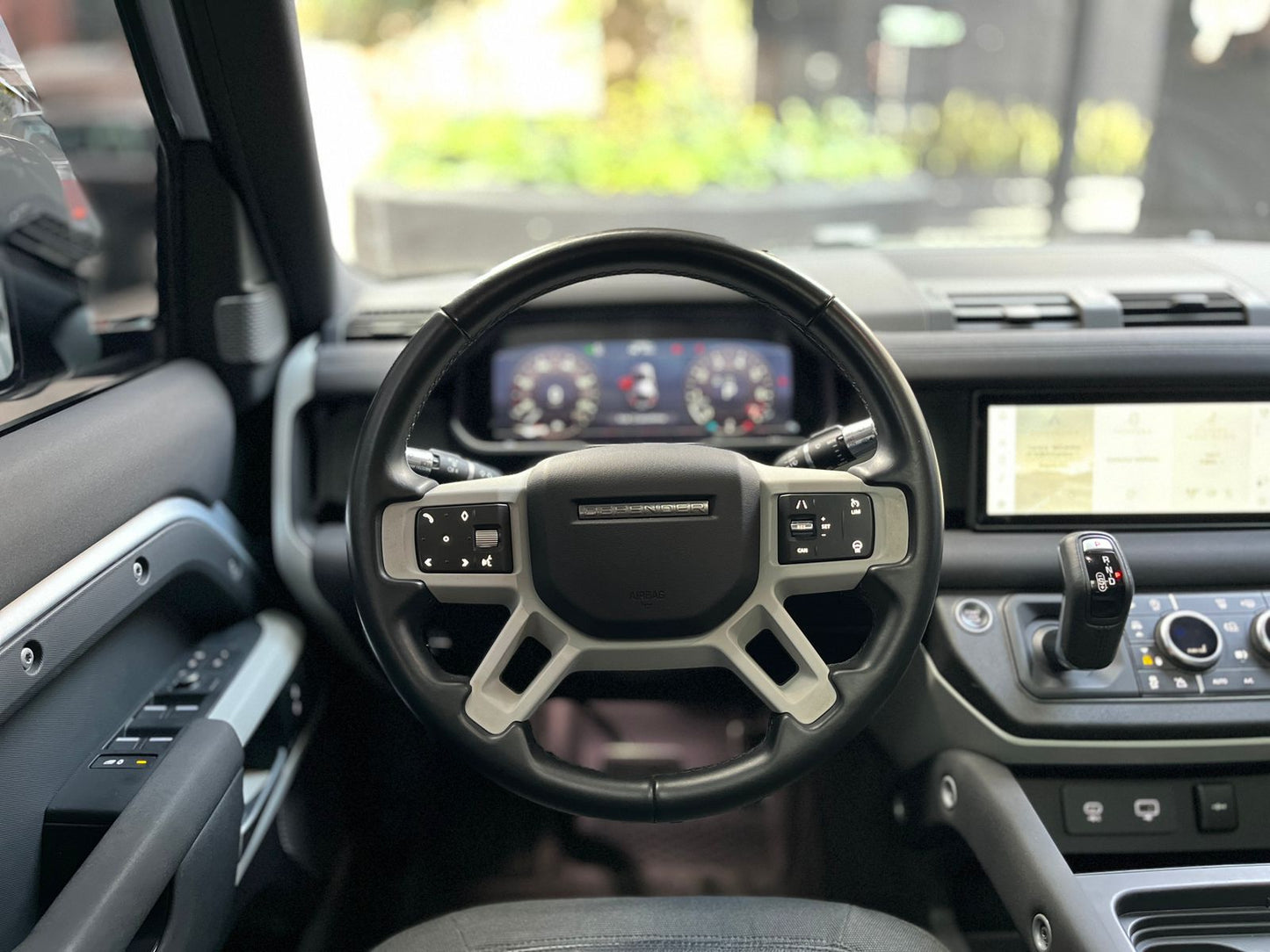 Land Rover Defender First Edition 3.0 MHEV Modelo 2021
