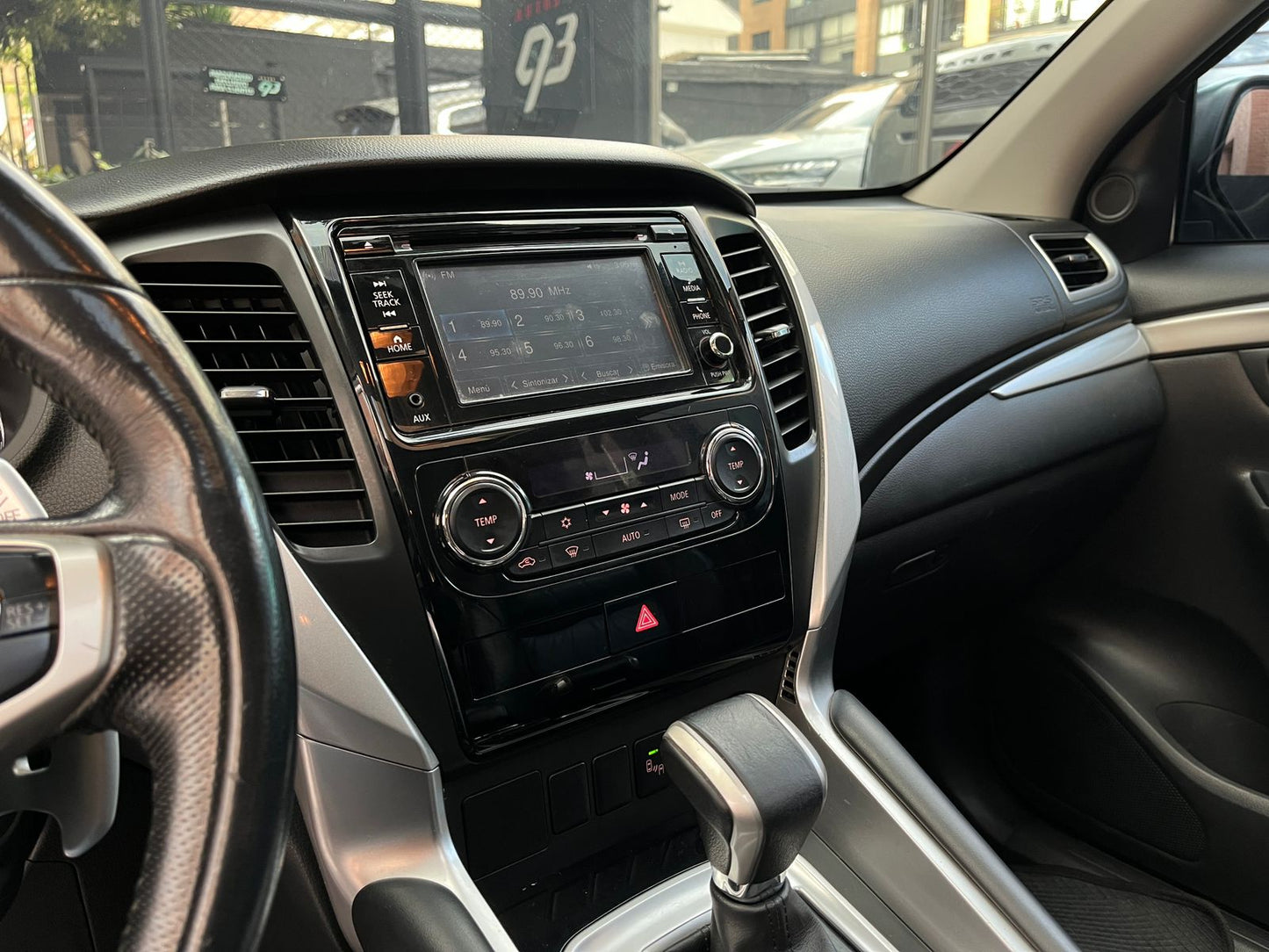 Mitsubishi Montero Modelo 2020