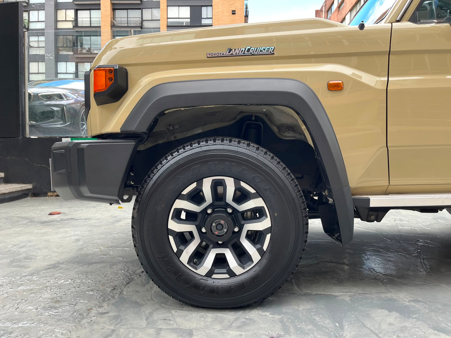 Toyota Land Cruiser 70 LX Modelo 2025