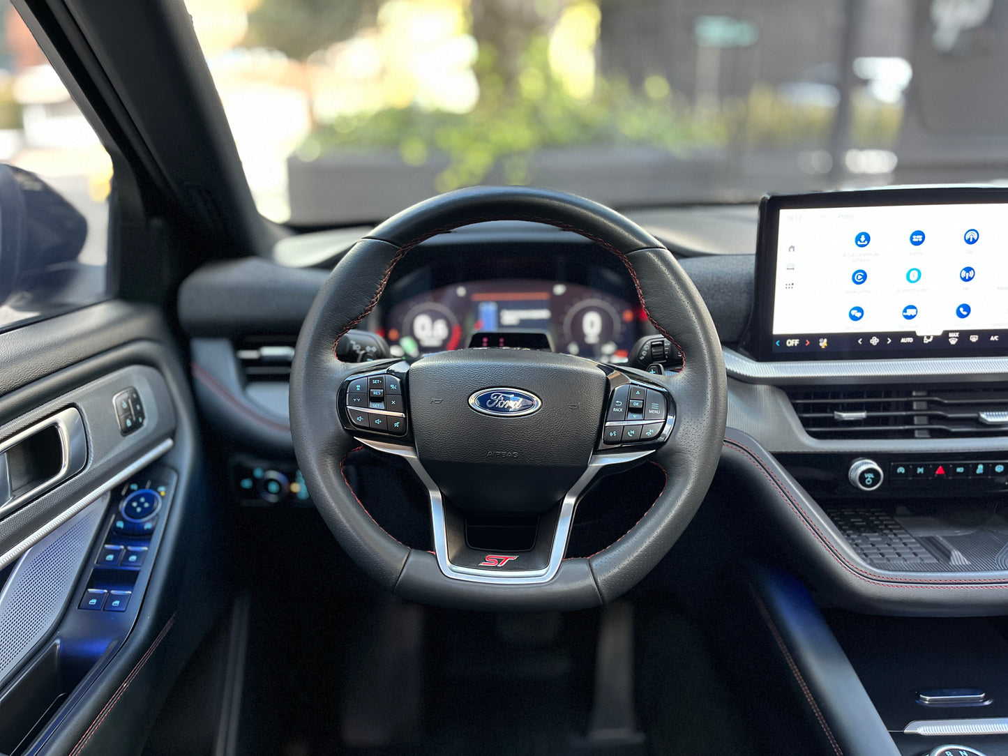 Ford Explorer ST Modelo 2025