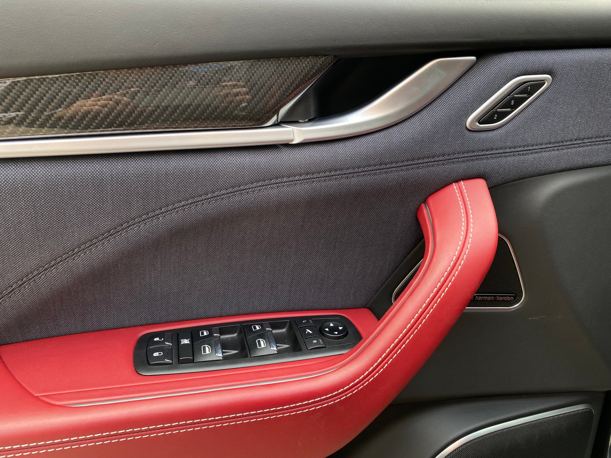 Maserati Levante SQ4 Granlusso Modelo 2019 - Autos 93