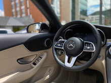 Cargar imagen en el visor de la galería, Mercedes-Benz C200 Cabriolet Modelo 2019
