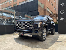 Cargar imagen en el visor de la galería, Toyota Sequoia Capstone Hibrida Blindada Modelo 2024
