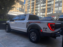 Cargar imagen en el visor de la galería, Ford F150 Raptor Modelo 2021
