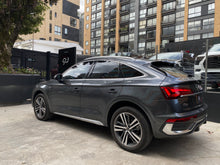 Cargar imagen en el visor de la galería, Audi Q5 Sportback Híbrida Modelo 2023
