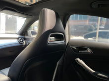 Cargar imagen en el visor de la galería, Mercedes-Benz CLA 180 Modelo 2019
