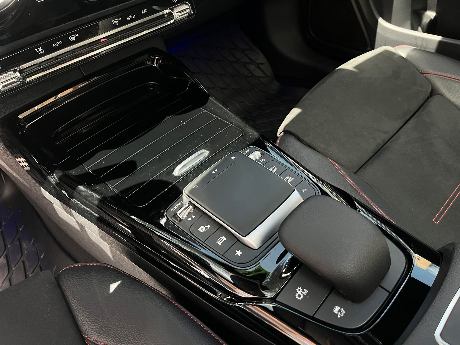 Mercedes-Benz CLA 35 AMG Modelo 2022 - Autos 93