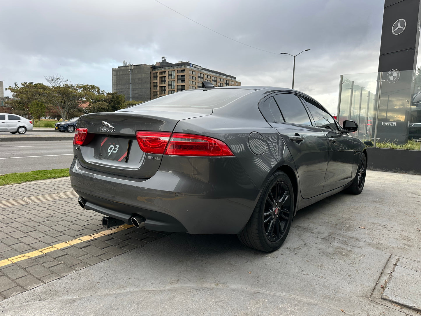 Jaguar XE Prestige Modelo 2018