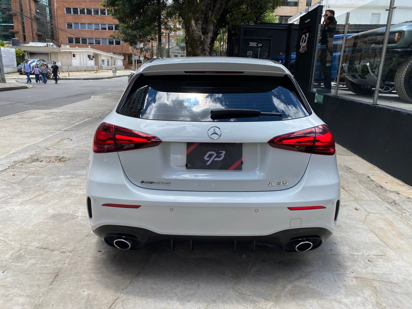 Mercedes-Benz AMG A35 4MATIC Híbrido Modelo 2023 - Autos 93