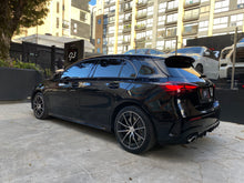 Cargar imagen en el visor de la galería, Mercedes-Benz AMG A35 4MATIC Híbrido Modelo 2023
