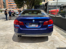 Cargar imagen en el visor de la galería, BMW 528I Modelo 2016
