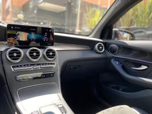 Cargar imagen en el visor de la galería, Mercedes-Benz GLC 300 4MATIC Modelo 2020
