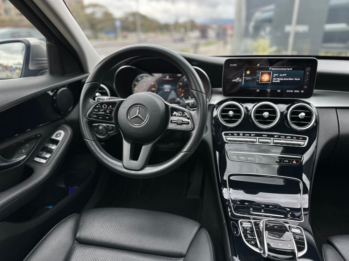Mercedes-Benz C 200 Exclusive Modelo 2020