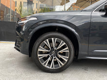 Cargar imagen en el visor de la galería, Volvo XC90 B6 Híbrida Modelo 2022
