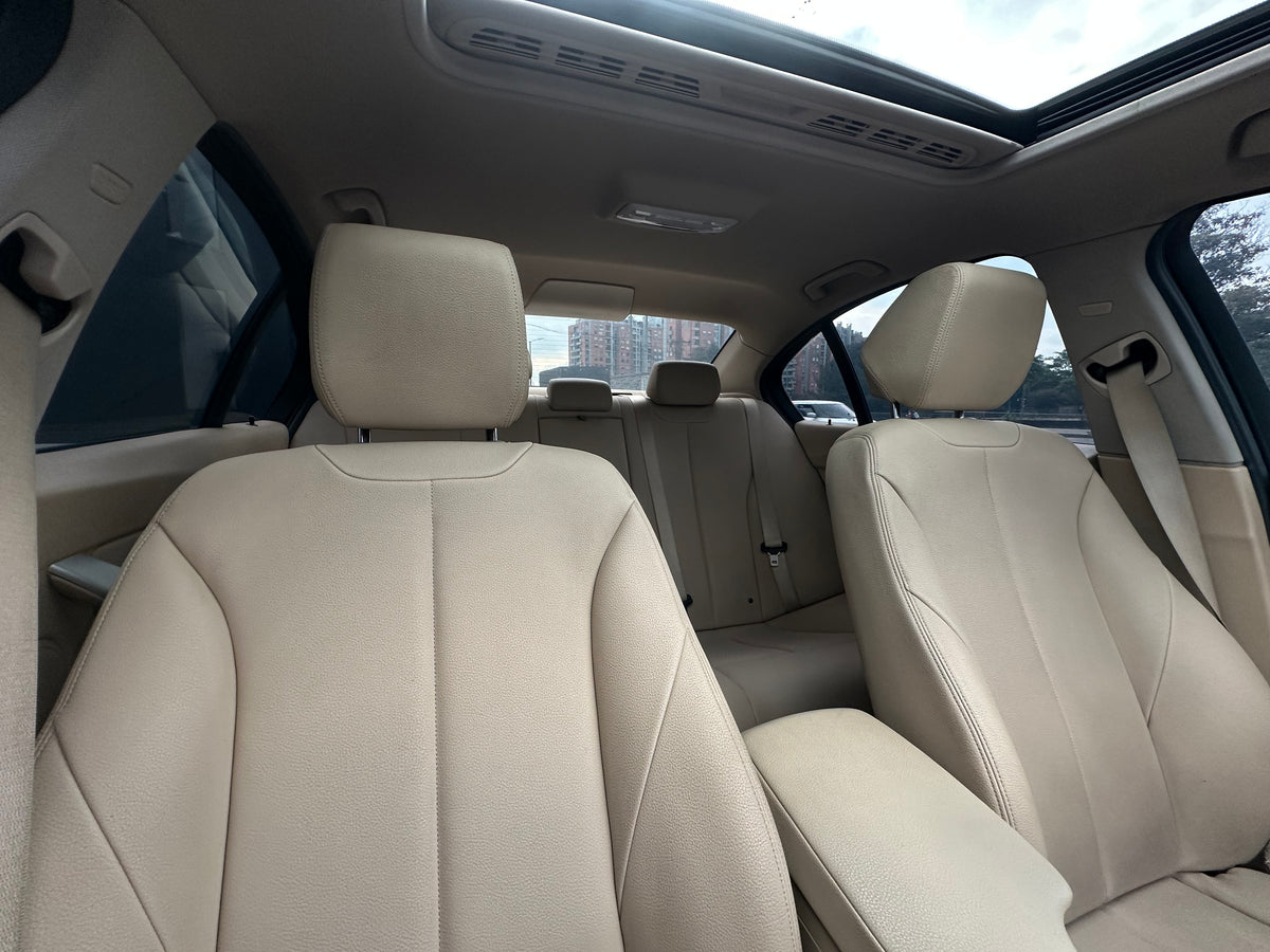 BMW 328i Modelo 2013