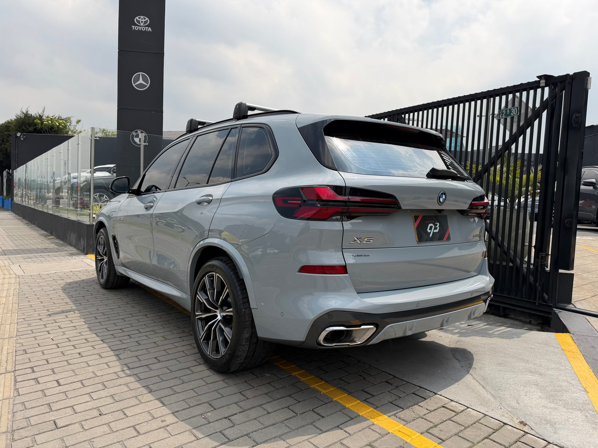 BMW X5 xDrive50e M Modelo 2024 - Autos 93