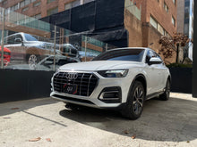 Cargar imagen en el visor de la galería, Audi Q5 45 TFSI Híbrida Modelo 2022

