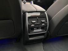 Cargar imagen en el visor de la galería, BMW X6 M50I Modelo 2023
