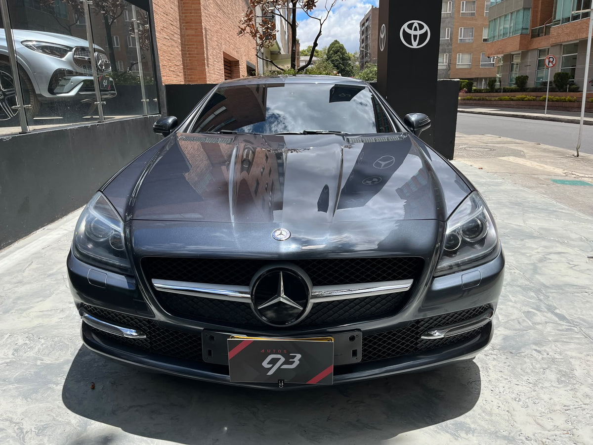 Mercedes-Benz SLK 200 Convertible Modelo 2015
