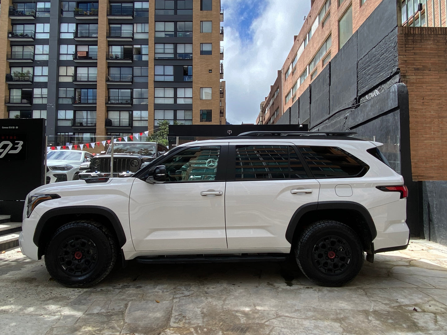 Toyota Sequoia TRD PRO Hibrida Modelo 2025