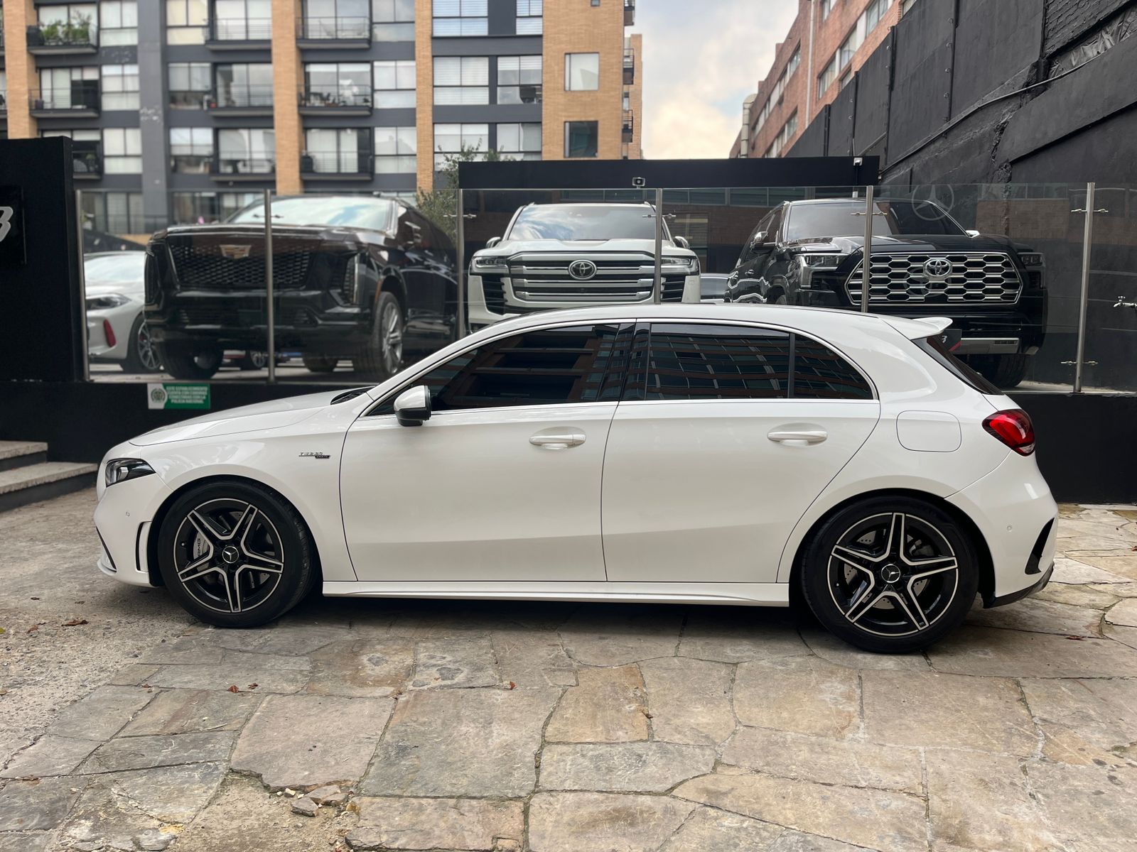 Mercedes Benz A 35 AMG 4Matic Modelo 2022 - Autos 93