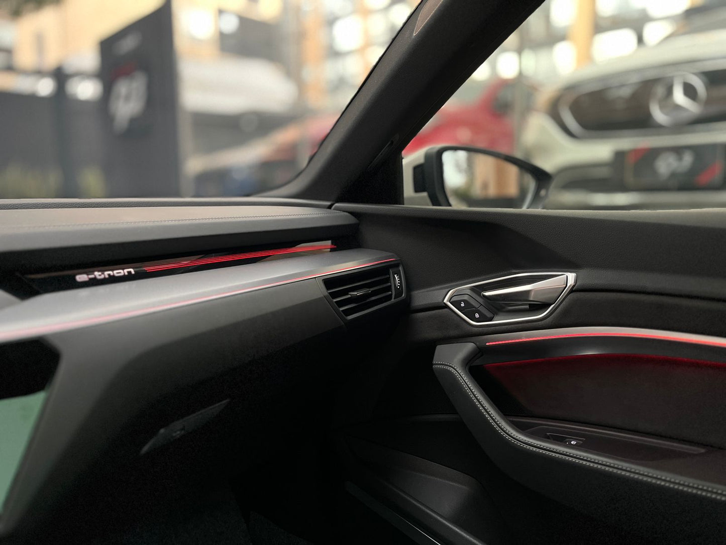 Audi Q8 e-tron Modelo 2024 - Autos 93