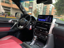 Cargar imagen en el visor de la galería, Lexus GX 460 Modelo 2022

