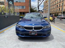 Cargar imagen en el visor de la galería, BMW 330E Híbrido Modelo 2022
