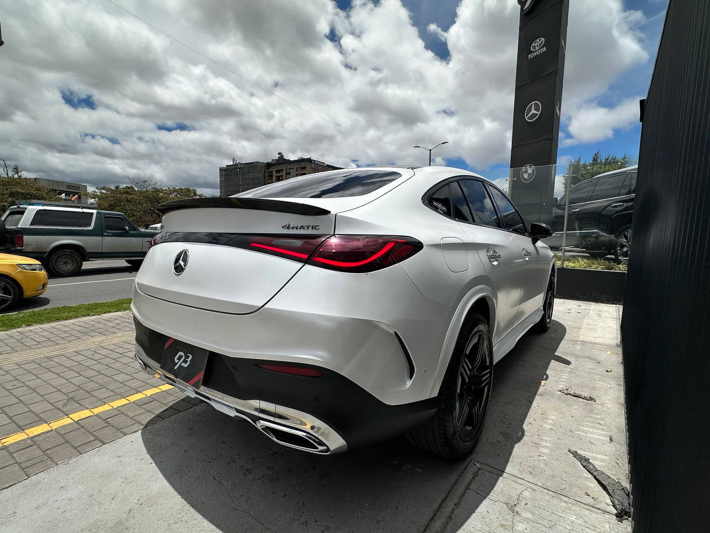 Mercedes-Benz GLC 300 4MATIC Modelo 2025