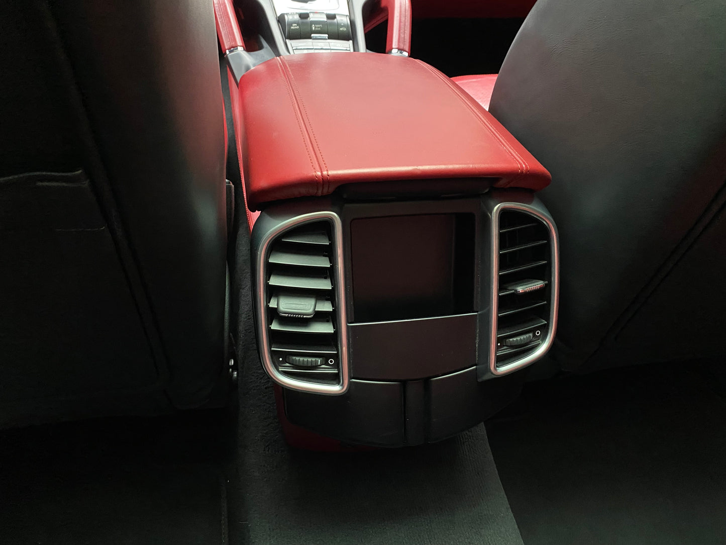 Porsche Cayenne GTS Modelo 2016 - Autos 93