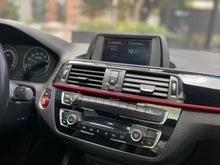 Cargar imagen en el visor de la galería, BMW 220I Coupé Modelo 2018
