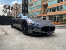Cargar imagen en el visor de la galería, Maserati Gran Turismo S Modelo 2010
