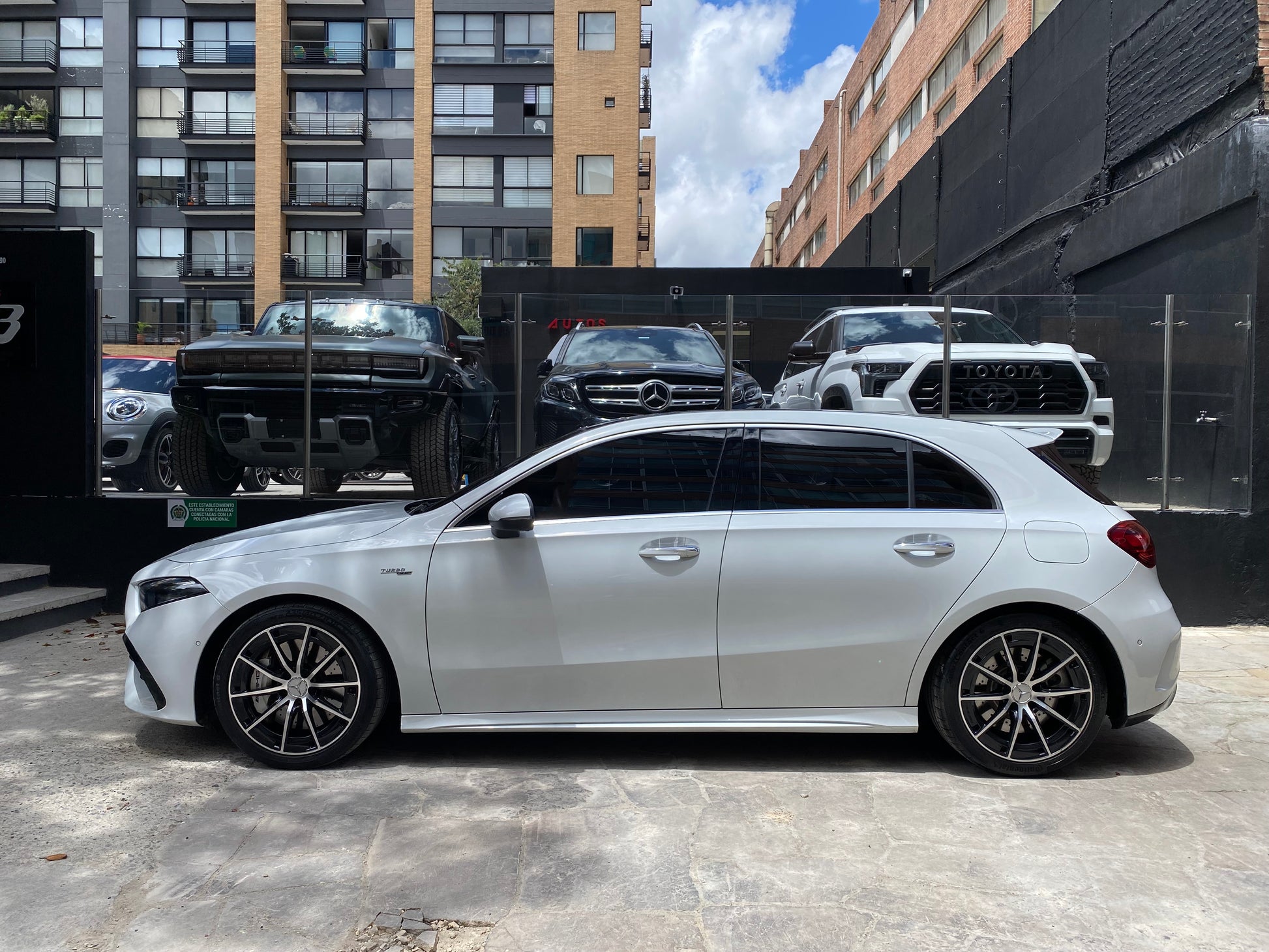Mercedes-Benz AMG A35 4MATIC Híbrido Modelo 2023 - Autos 93