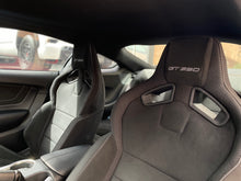 Cargar imagen en el visor de la galería, Ford Mustang Shelby GT350 Modelo 2018
