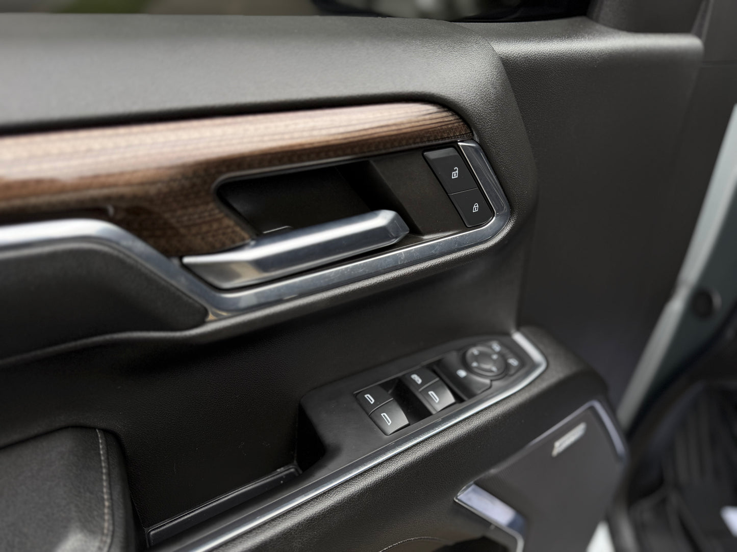 Chevrolet Silverado Z71 Modelo 2024