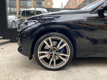 Cargar imagen en el visor de la galería, BMW X6 M50I Modelo 2023
