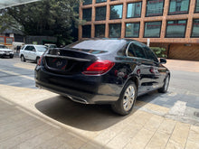 Cargar imagen en el visor de la galería, Mercedes-Benz C200 Modelo 2020
